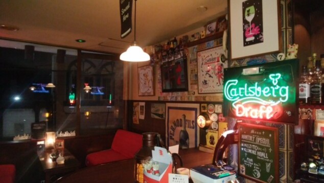 難波のおすすめバー Bar Seven NAMBA