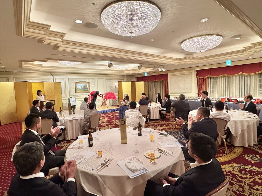 マジシャン 大阪
リッツカールトン大阪で企業パーティー出張マジック|大阪