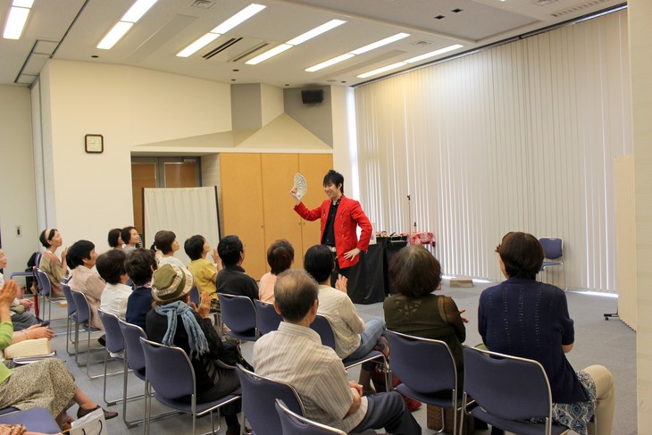 大阪の地域イベントに出張マジックショー｜エルテノ池田で大盛況