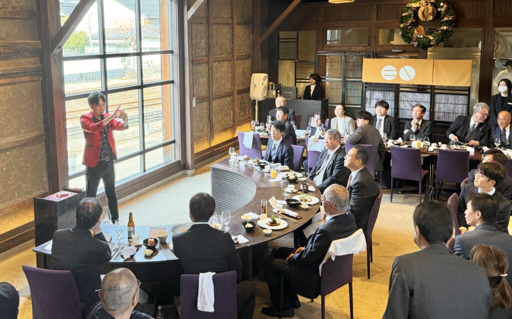 兵庫県にマジシャンMASAを派遣
ホテルENに出張マジックショー