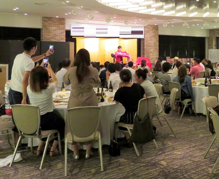 マジシャン派遣　大阪