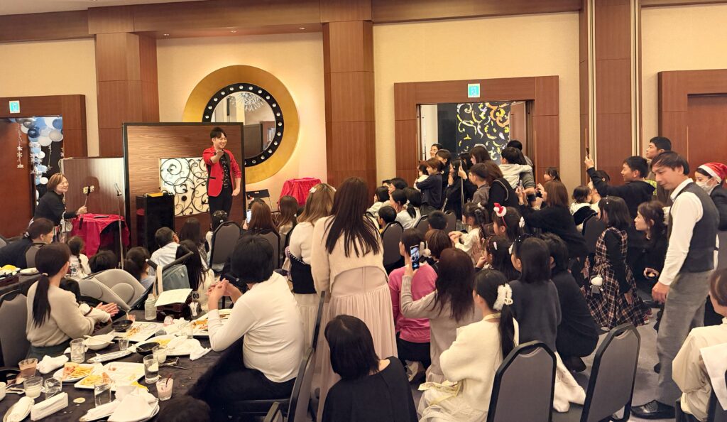 大阪のマジシャンMASAがエクシブ京都八瀬で開催されたマジカルディナーショーに出演