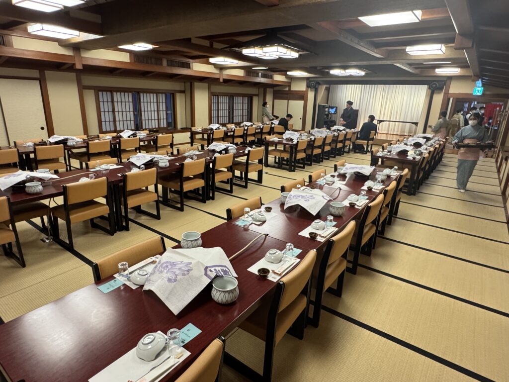 大阪のマジシャンＭＡＳＡが網元別館に出張マジックショー