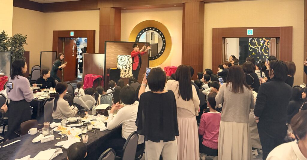 大阪のマジシャンMASAがエクシブ京都八瀬で開催されたマジカルディナーショーに出演