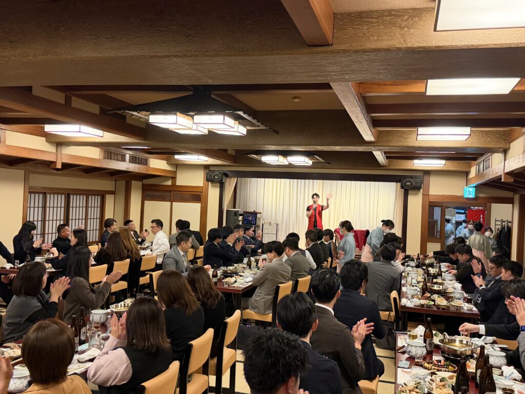 大阪のマジシャンＭＡＳＡが網元別館に出張マジックショー