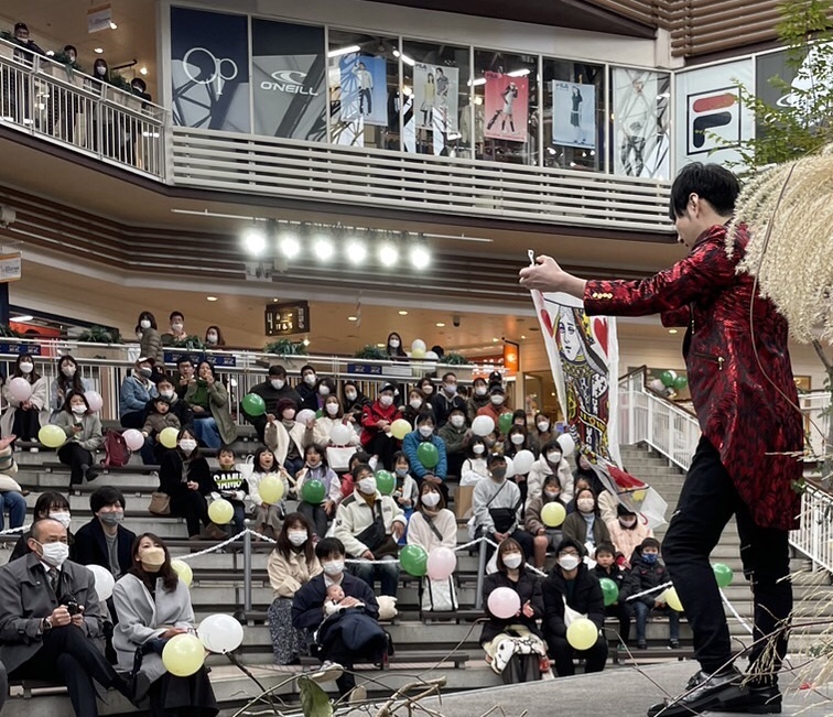 大阪のマジシャンMASA「マジシャン派遣」「出張マジック」お任せください♪♪ 余興のプロです!!