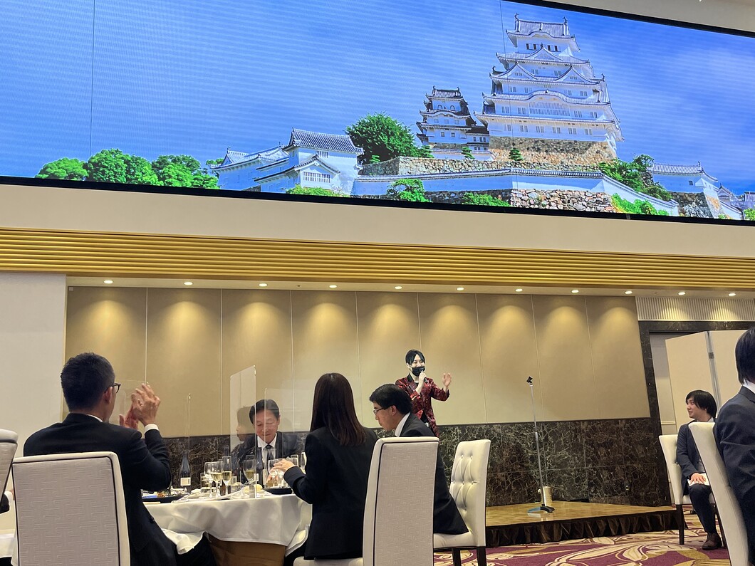 大阪のマジシャンMASA「マジシャン派遣」「出張マジック」お任せください♪♪ 余興のプロです!!