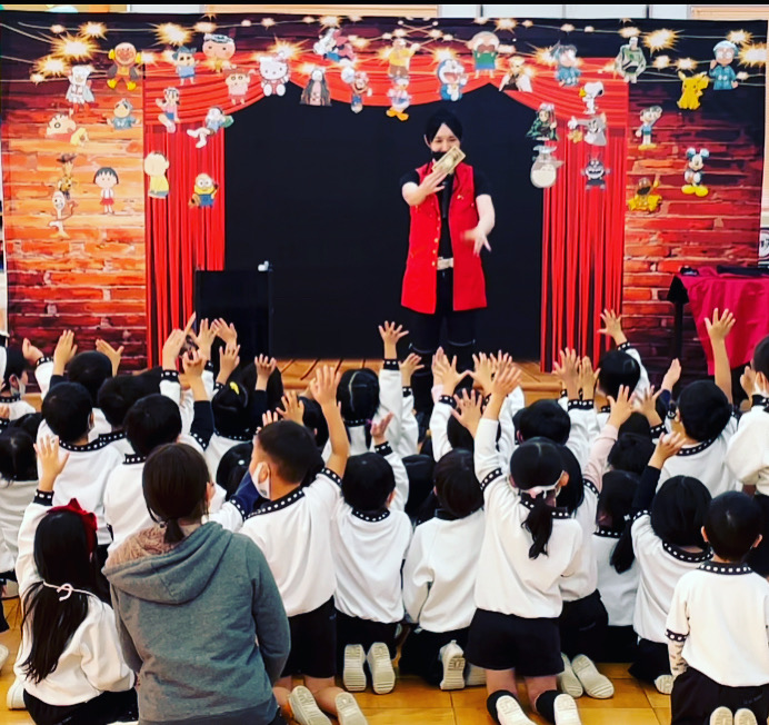 大阪のマジシャンMASA「マジシャン派遣」「出張マジック」お任せください♪♪ 余興のプロです!!