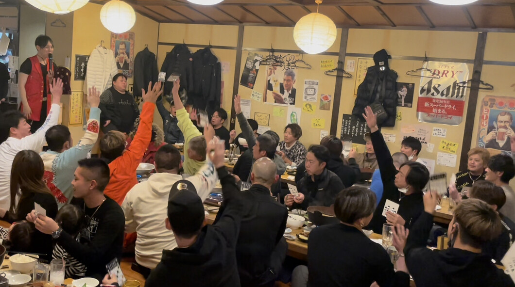 大阪のマジシャンMASA「マジシャン派遣」「出張マジック」お任せください♪♪ 余興のプロです!!