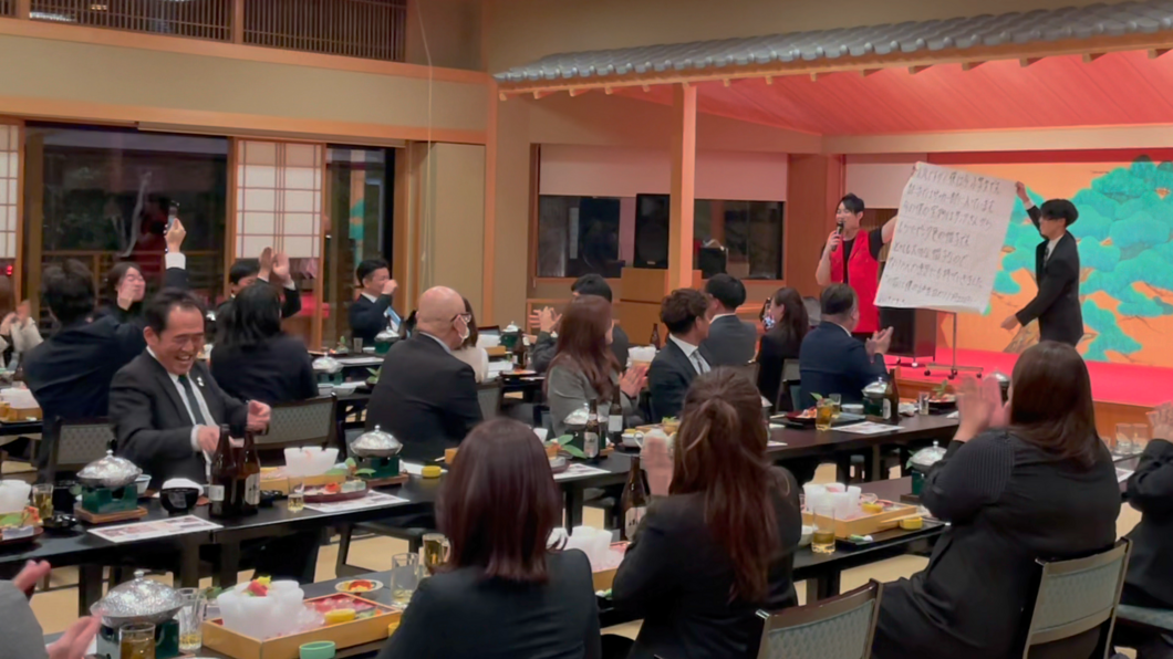 大阪のマジシャンMASA「マジシャン派遣」「出張マジック」お任せください♪♪ 余興のプロです!!