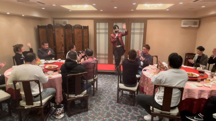 大阪のマジシャンMASA「マジシャン派遣」「出張マジック」お任せください♪♪ 余興のプロです!!