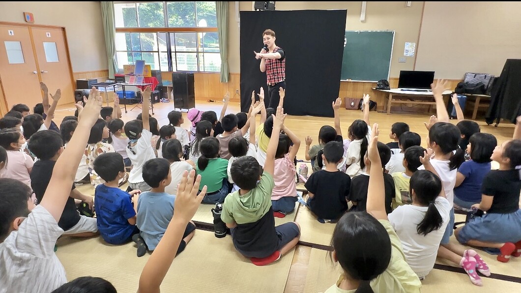幼稚園出張イベント・保育園出張イベント・子供会出張イベントをマジシャンMASAが盛り上げます