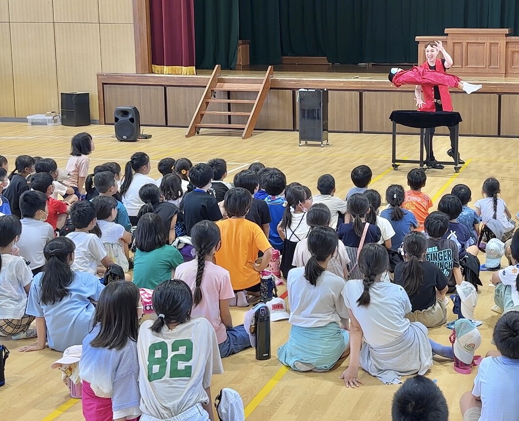 幼稚園出張イベント・保育園出張イベント・子供会出張イベントをマジシャンMASAが盛り上げます