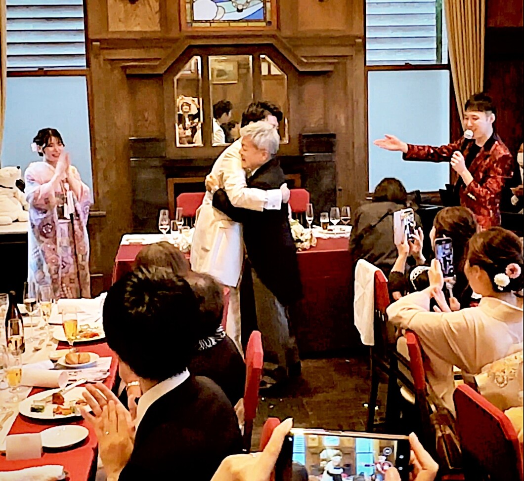 大阪のマジシャンMASA「マジシャン派遣」「出張マジック」お任せください♪♪ 余興のプロです!!