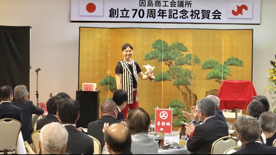 大阪のマジシャンMASA「マジシャン派遣」「出張マジック」お任せください♪♪ 余興のプロです!!