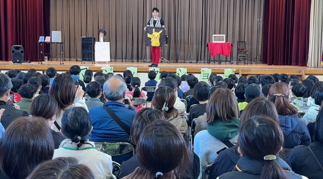 大阪のマジシャンMASA「マジシャン派遣」「出張マジック」お任せください♪♪ 余興のプロです!!