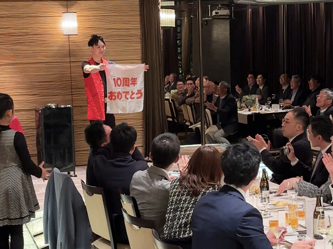 大阪のマジシャンMASA「マジシャン派遣」「出張マジック」お任せください♪♪ 余興のプロです!!