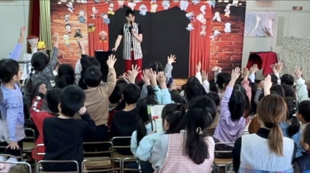 大阪のマジシャンMASA「マジシャン派遣」「出張マジック」お任せください♪♪ 余興のプロです!!