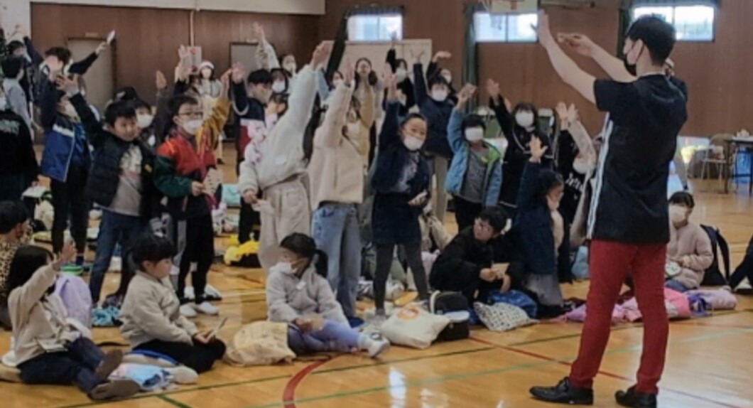 大阪のマジシャンMASA「マジシャン派遣」「出張マジック」お任せください♪♪ 余興のプロです!!