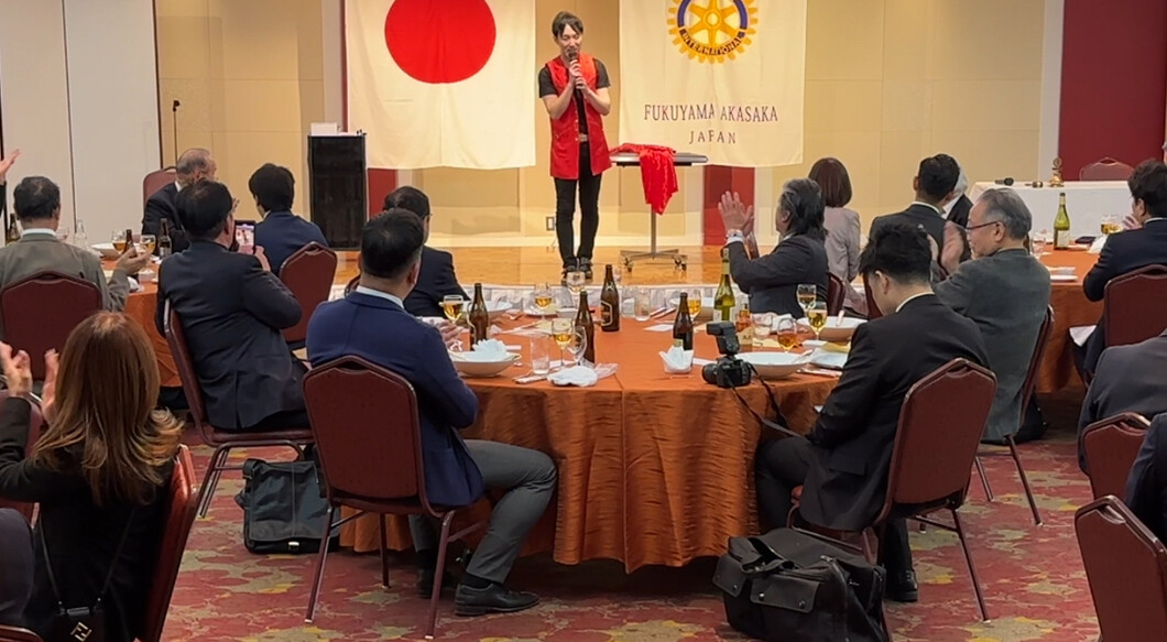 大阪のマジシャンMASA「マジシャン派遣」「出張マジック」お任せください♪♪ 余興のプロです!!