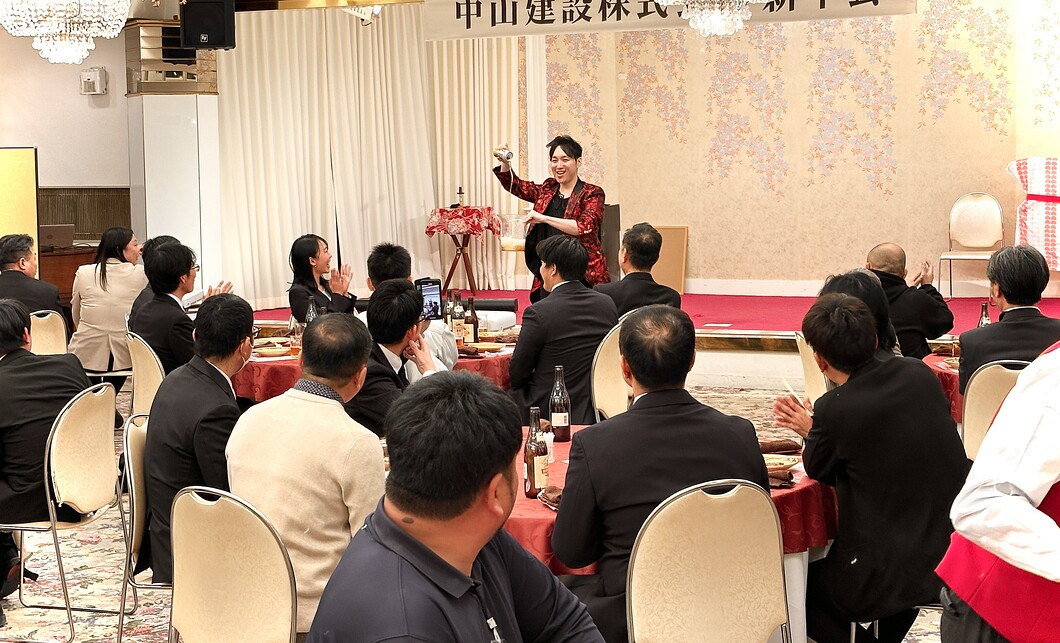 大阪のマジシャンMASA「マジシャン派遣」「出張マジック」お任せください♪♪ 余興のプロです!!