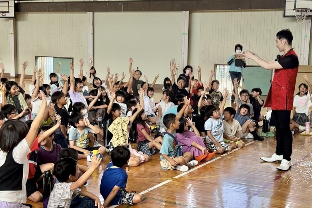 幼稚園出張イベント・保育園出張イベント・子供会出張イベントをマジシャンMASAが盛り上げます