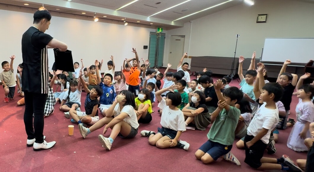 幼稚園出張イベント・保育園出張イベント・子供会出張イベントをマジシャンMASAが盛り上げます