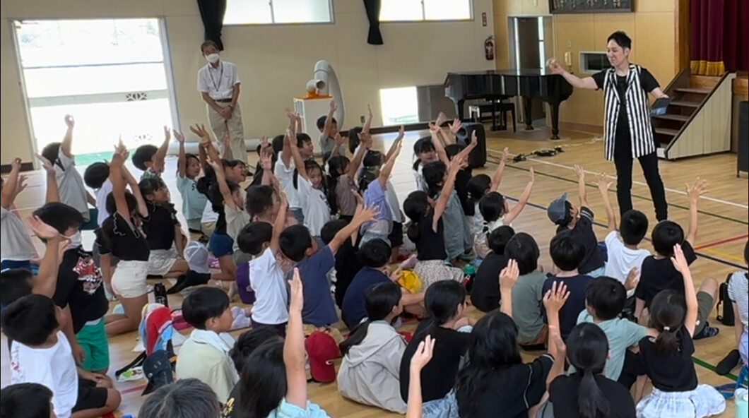 幼稚園出張イベント・保育園出張イベント・子供会出張イベントをマジシャンMASAが盛り上げます