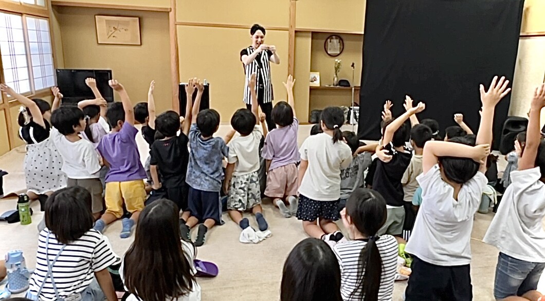 幼稚園出張イベント・保育園出張イベント・子供会出張イベントをマジシャンMASAが盛り上げます