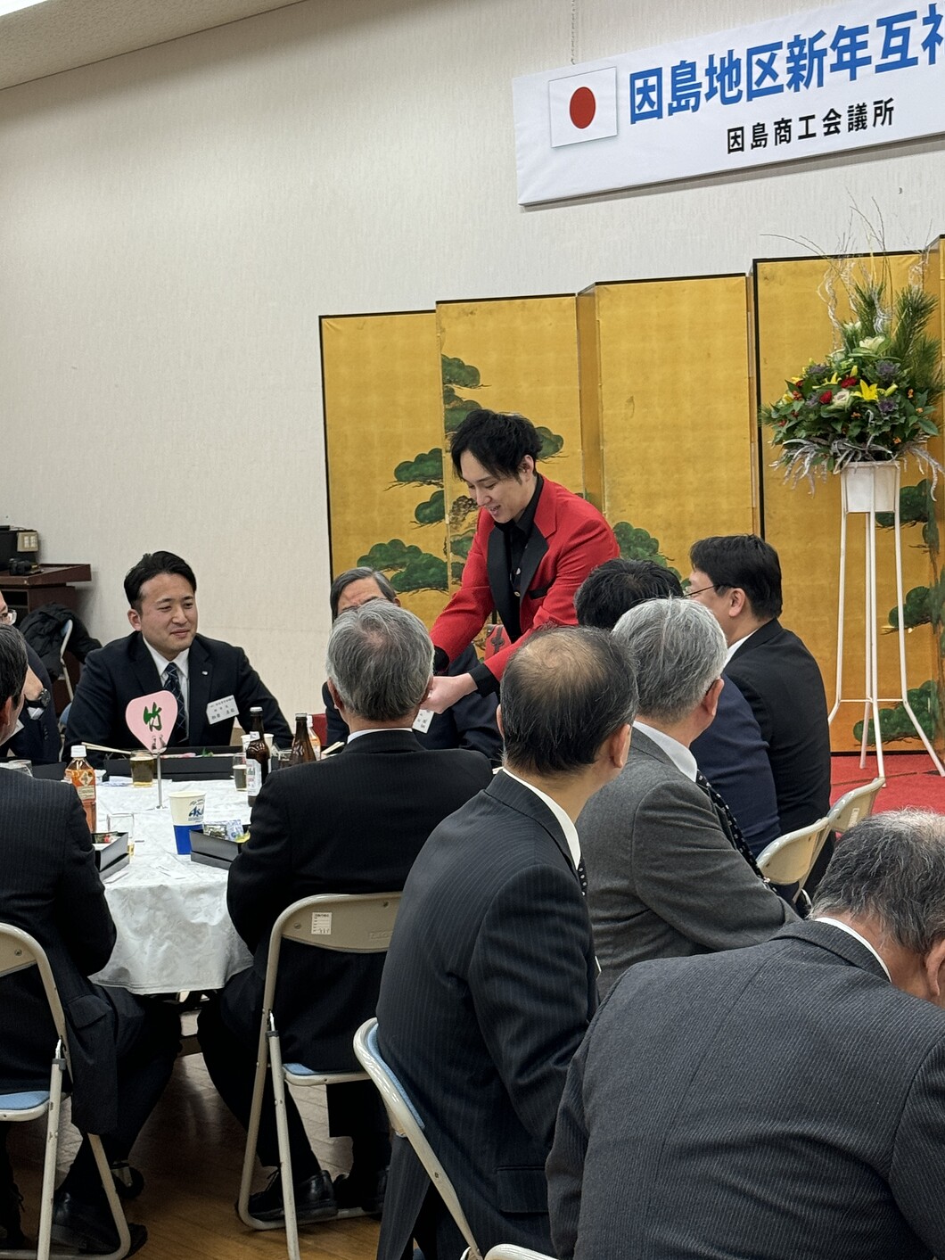 大阪のマジシャンMASA「マジシャン派遣」「出張マジック」お任せください♪♪ 余興のプロです!!