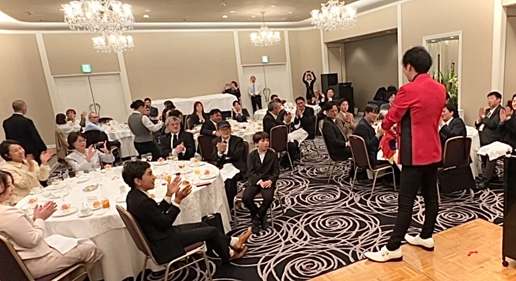 大阪のマジシャンMASA「マジシャン派遣」「出張マジック」お任せください♪♪ 余興のプロです!!