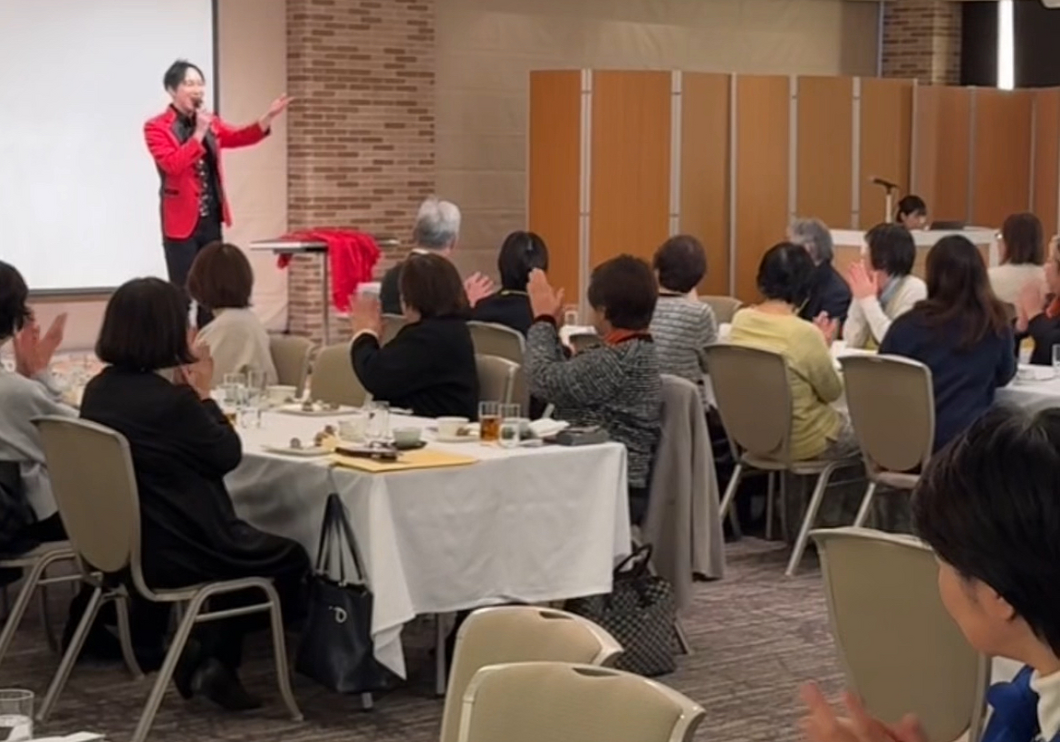 大阪のマジシャンMASA「マジシャン派遣」「出張マジック」お任せください♪♪ 余興のプロです!!