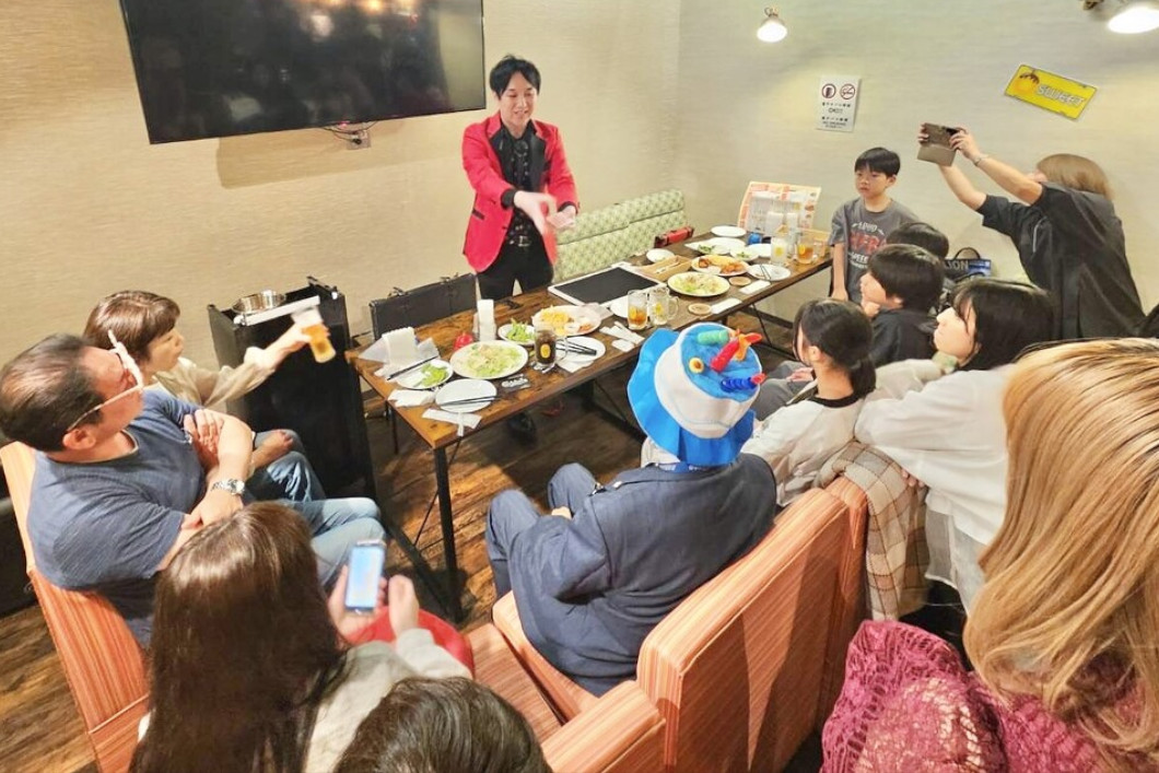大阪のマジシャンMASA「マジシャン派遣」「出張マジック」お任せください♪♪ 余興のプロです!!