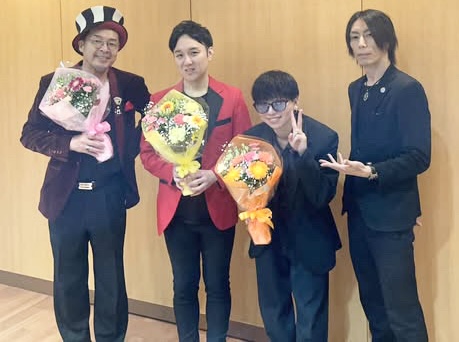 大阪のマジシャンＭＡＳＡ「マジシャン派遣」「出張マジック」お任せください♪♪　余興のプロです!!