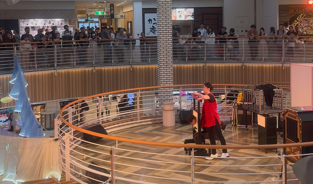 大阪のマジシャンＭＡＳＡ「マジシャン派遣」「出張マジック」お任せください♪♪　余興のプロです!!