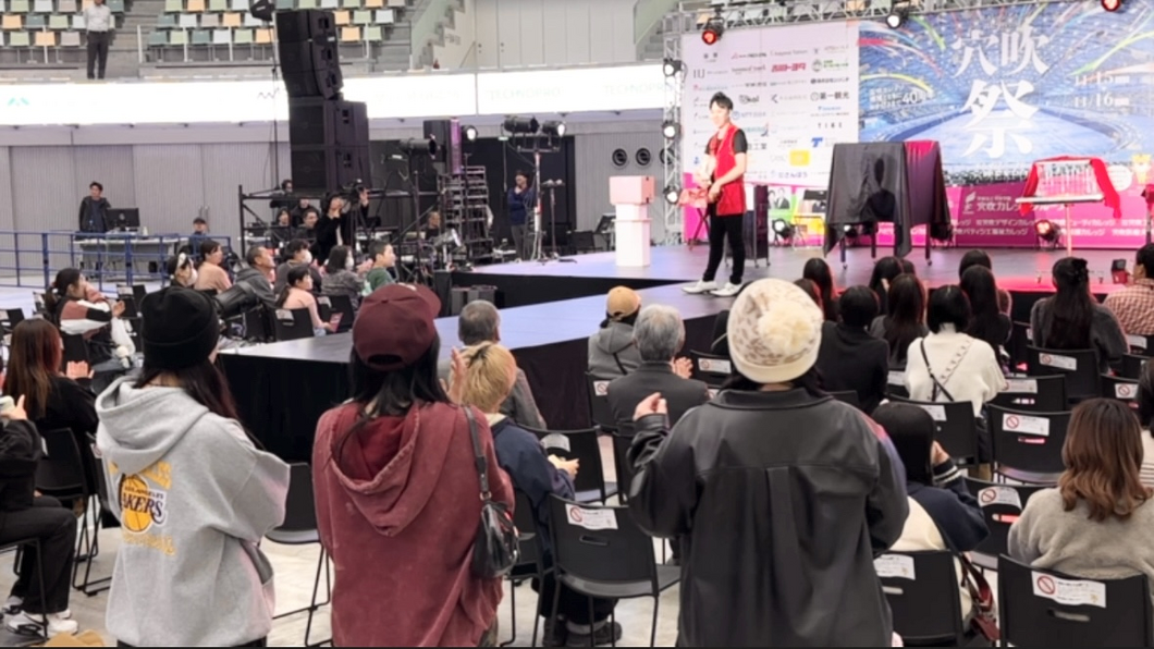 大阪のマジシャンＭＡＳＡ「マジシャン派遣」「出張マジック」お任せください♪♪　余興のプロです!!