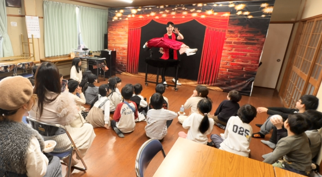 大阪のマジシャンＭＡＳＡ「マジシャン派遣」「出張マジック」お任せください♪♪　余興のプロです!!